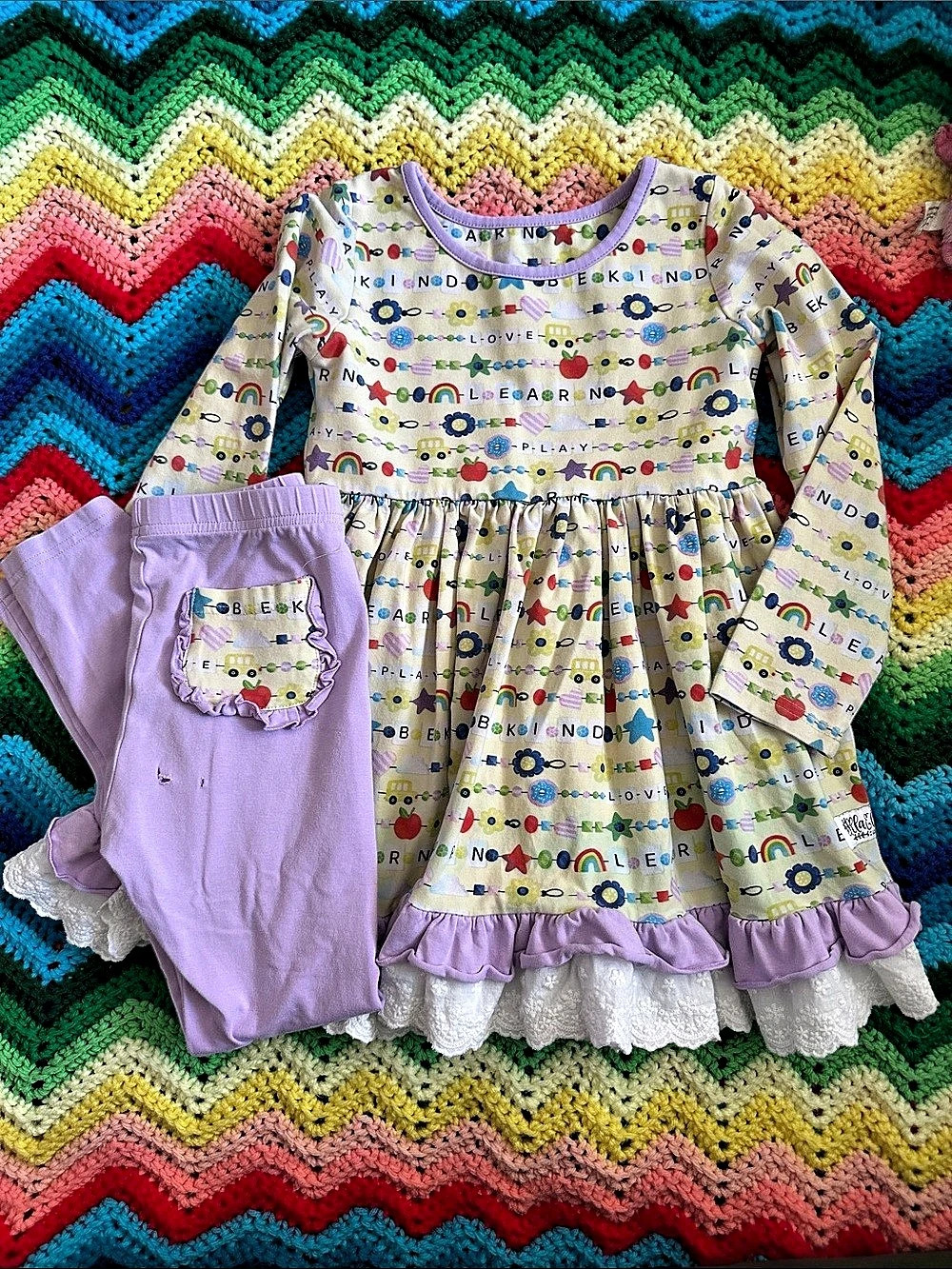 Bella & Omi Be Kind School Set SIZE 7 PLAY
